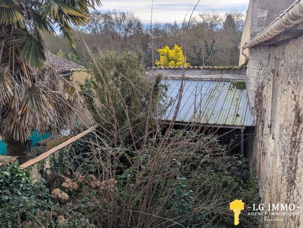 MAISON A RENOVER ENTIEREMENT, 2 CHAMBRES, JARDINET