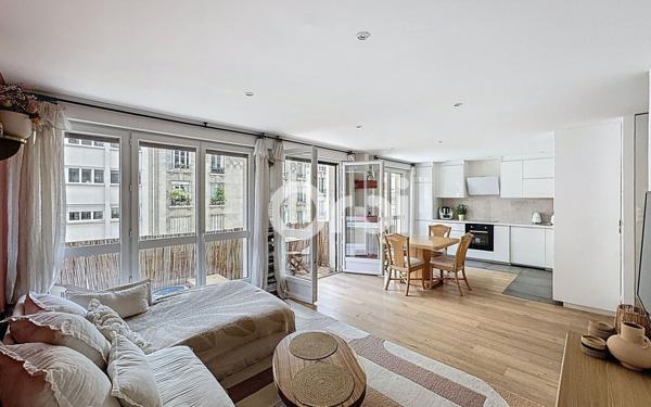 Appartement à vendre    4 pièces • 65,41 m2 Paris 15