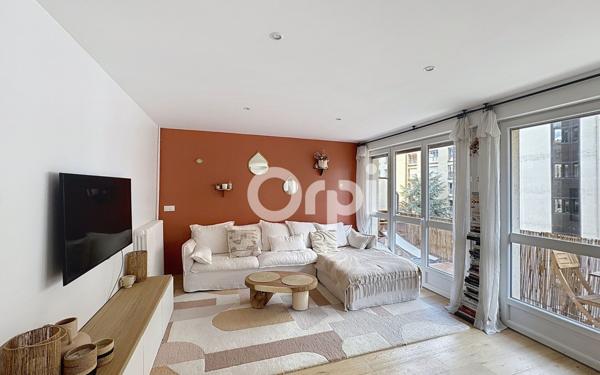 Appartement à vendre    4 pièces • 65,41 m2 Paris 15