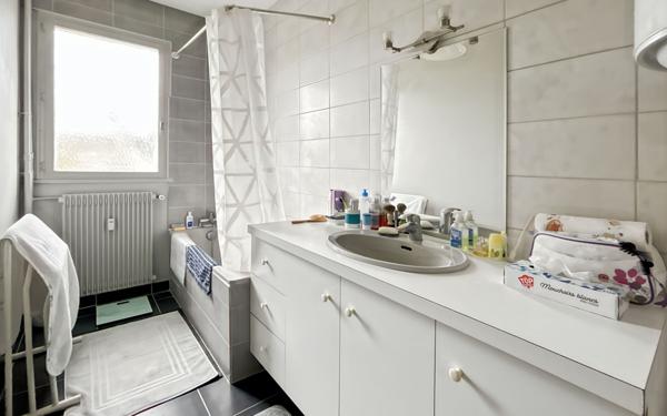 Appartement à vendre    3 pièces • 81,04 m2 Orléans