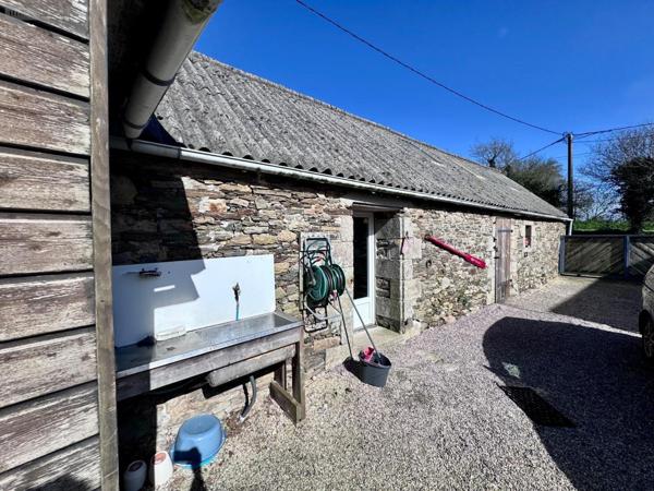 Maison rurale à vendre à Lannilis dans le Finistère (29870), ref : 29042-76