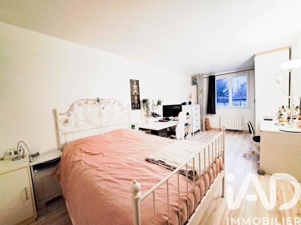 Appartement à vendre 3 pièces 80,74 m² Tacoignières