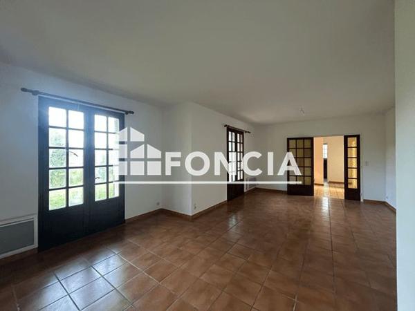 Location Maison 4 pièces 99 m² - 82 avenue des Anciens Combattants d'Afrique du Nord Sainte Livrade Sur Lot 47110