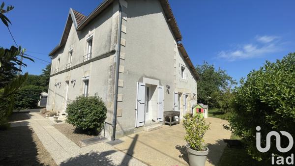 Maison à vendre 6 pièces 173 m² Saint-Julien-l'Ars