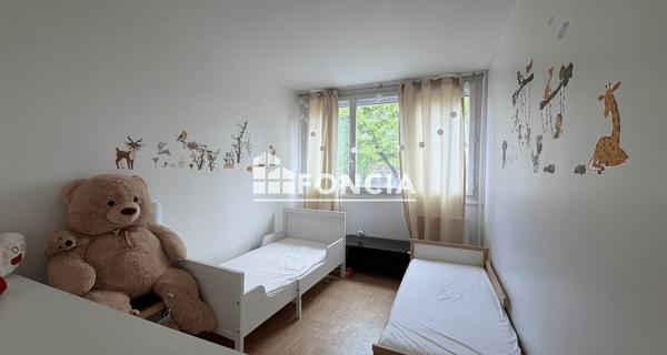 Location Appartement meublé 3 pièces 66.82 m² - Villeneuve-saint-georges 94190