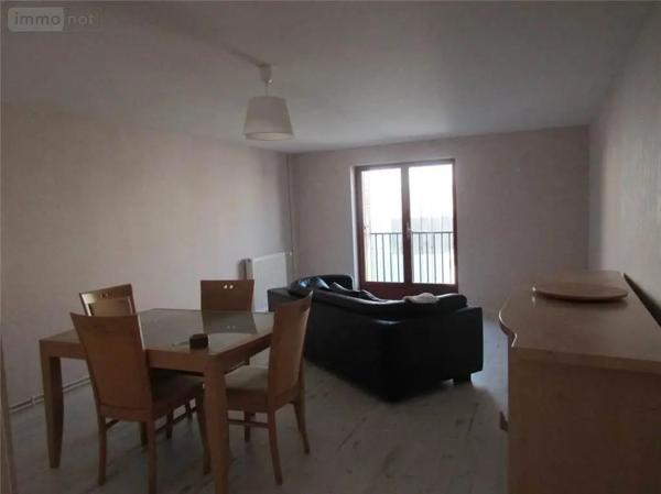 Location - Appartement Vonnas 01540 4 pièces 85 m 2