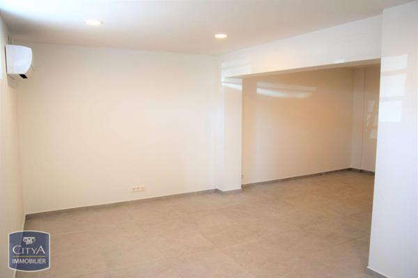 Local professionnel à louer