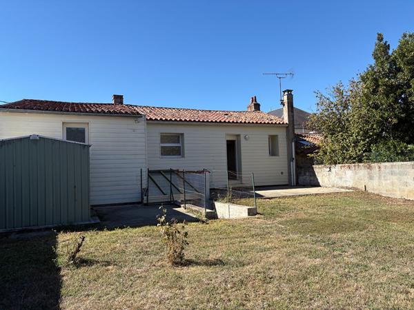 Maison 6 pièces à louer à Bressuire - Proche écoles et commodités