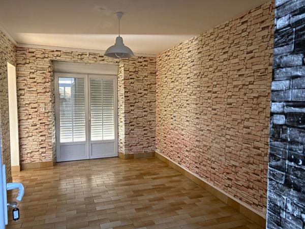Maison 6 pièces à louer à Bressuire - Proche écoles et commodités