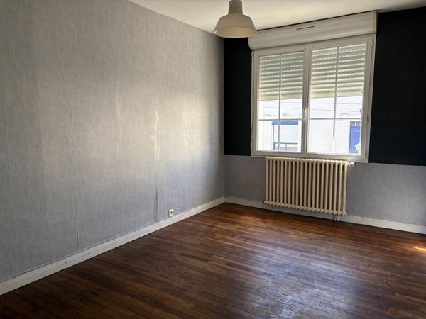 Maison 6 pièces à louer à Bressuire - Proche écoles et commodités