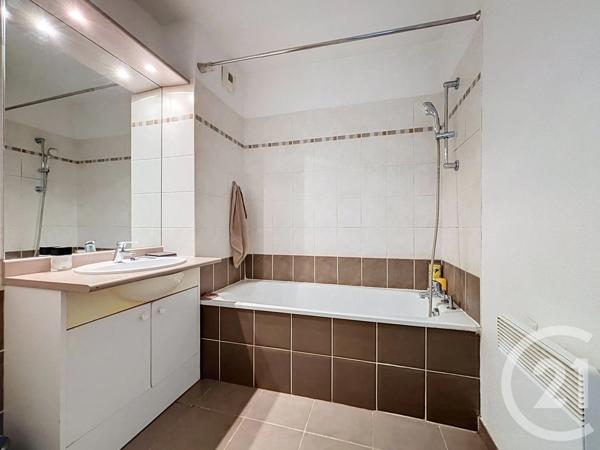 Appartement F2 à vendre  2 pièces - 44,47 m 2   LE CRES  - 34