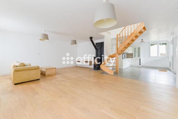 Maison
         8 pièces
        - 208 m² Bien prestige 450 000 €*