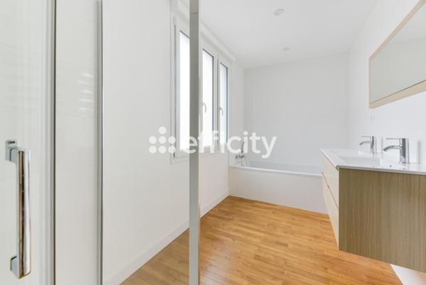 Maison
         8 pièces
        - 208 m² Bien prestige 450 000 €*