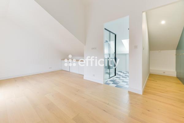 Maison
         8 pièces
        - 208 m² Bien prestige 450 000 €*