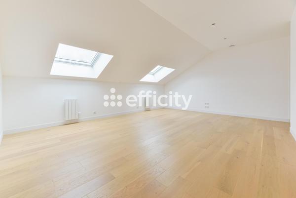 Maison
         8 pièces
        - 208 m² Bien prestige 450 000 €*