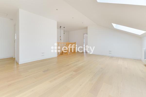 Maison
         8 pièces
        - 208 m² Bien prestige 450 000 €*