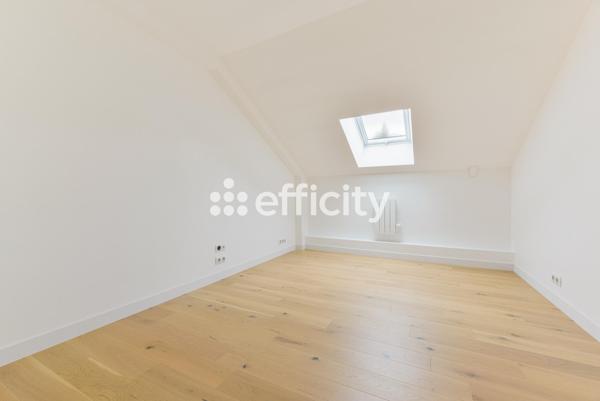 Maison
         8 pièces
        - 208 m² Bien prestige 450 000 €*