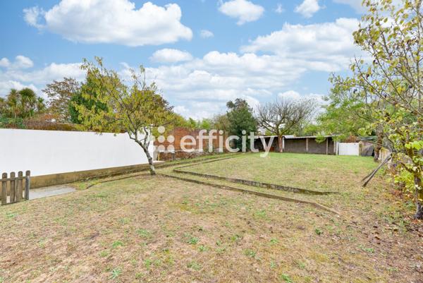 Maison
         8 pièces
        - 208 m² Bien prestige 450 000 €*