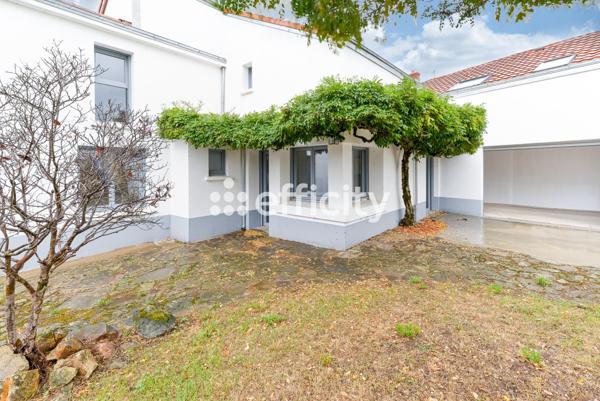 Maison
         8 pièces
        - 208 m² Bien prestige 450 000 €*