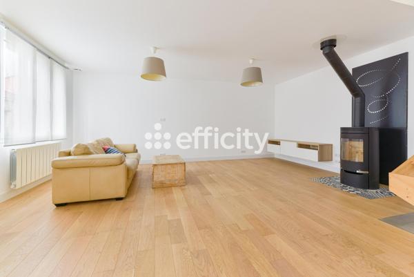 Maison
         8 pièces
        - 208 m² Bien prestige 450 000 €*