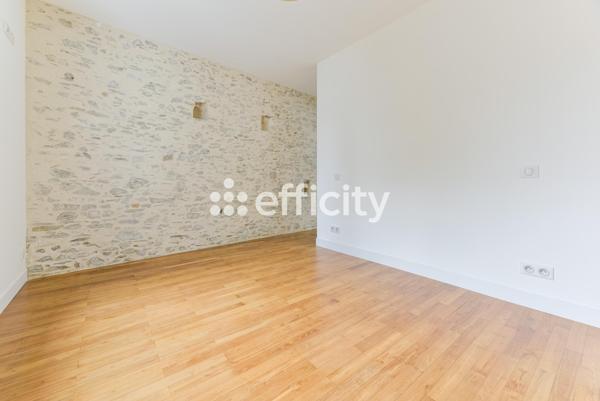 Maison
         8 pièces
        - 208 m² Bien prestige 450 000 €*