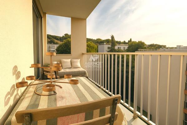 CHAVILLE - limite Sèvres - SUPERBE 4 pièces avec balcons et Box €425 000 ** - Référence 658-C