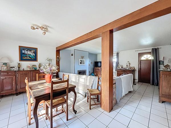 Achat maison Nazelles-Négron 109 m² 3 chambres