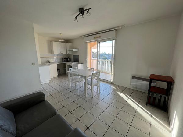 CAPBRETON , Appartement, 2 pièces, 35 m², 0 € - Réf : 3594-7765