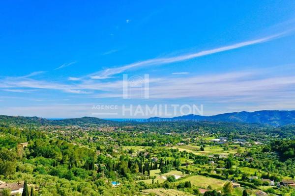 Propriété d’exception avec vue panoramique – Entre mer et collin Grasse