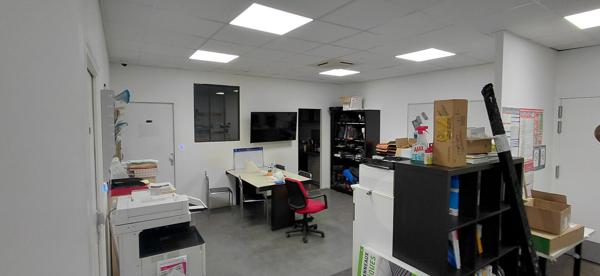 VERNON - CENTRE VILLE - LOCAL COMMERCIAL