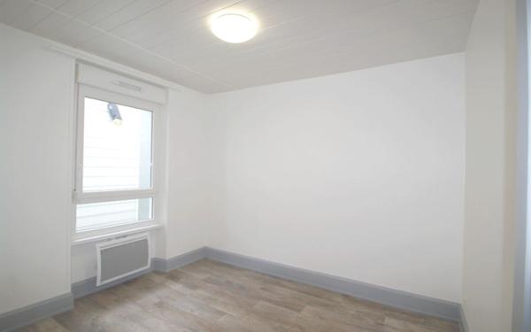 Appartement à louer    2 pièces •  Senones