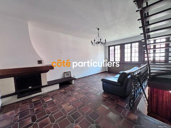 Vente Maison117,8 m² - 4 Pièces - VILLENEUVE D ASCQ (59650)