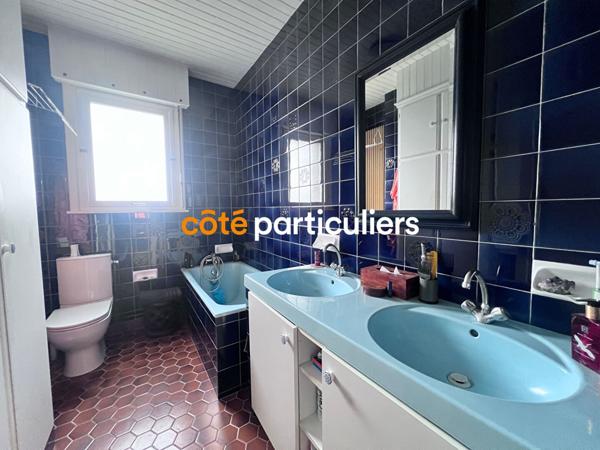 Vente Maison117,8 m² - 4 Pièces - VILLENEUVE D ASCQ (59650)