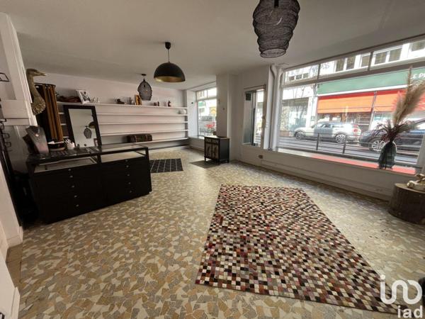 Location boutique/local commercial 80 m² Pau