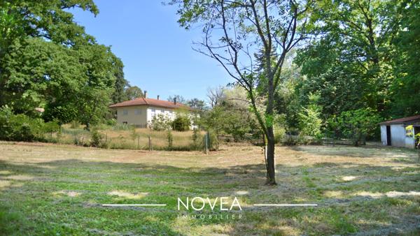 Terrain constructible dans un cadre d'exception