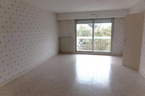 Location - Appartement Châtellerault 86100 3 pièces 73 m 2