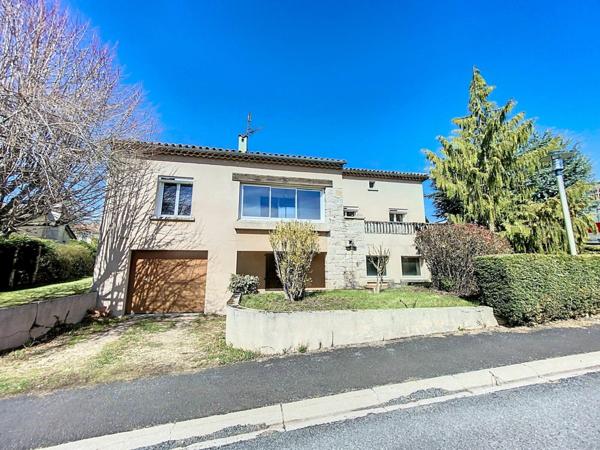 Maison à louer    5 pièces • 194,62 m2 Saint-Flour