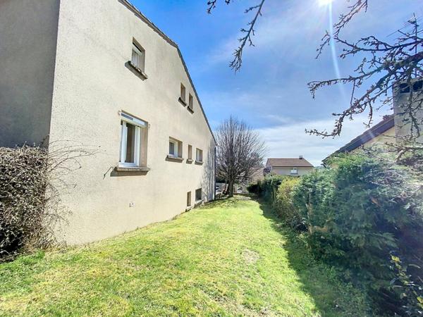 Maison à louer    5 pièces • 194,62 m2 Saint-Flour