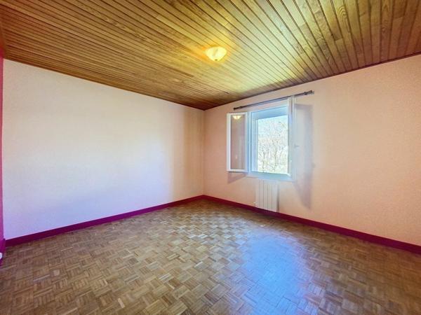 Maison à louer    5 pièces • 194,62 m2 Saint-Flour