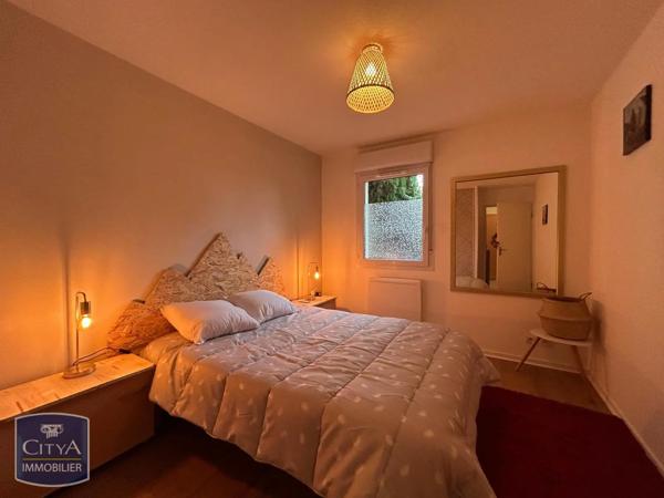 Appartement à louer 2 pièces 47.52m² Tarbes (65000)