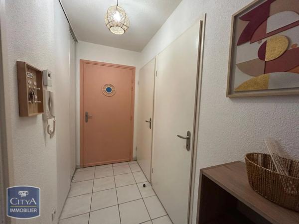 Appartement à louer 2 pièces 47.52m² Tarbes (65000)