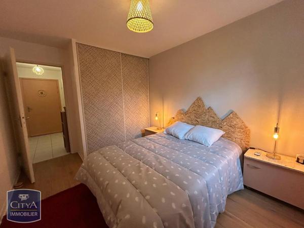 Appartement à louer 2 pièces 47.52m² Tarbes (65000)