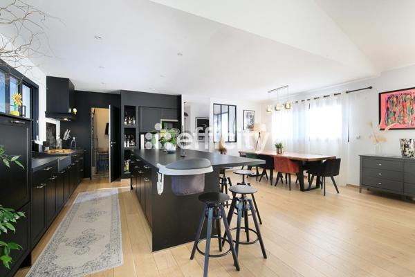 Maison 5 pièces - 147 m² Bien prestige