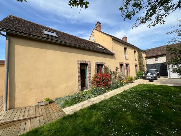 Maison à vendre à Bailleau-Armenonville - Référence 2599