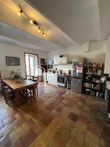 Maison de village lumineuse