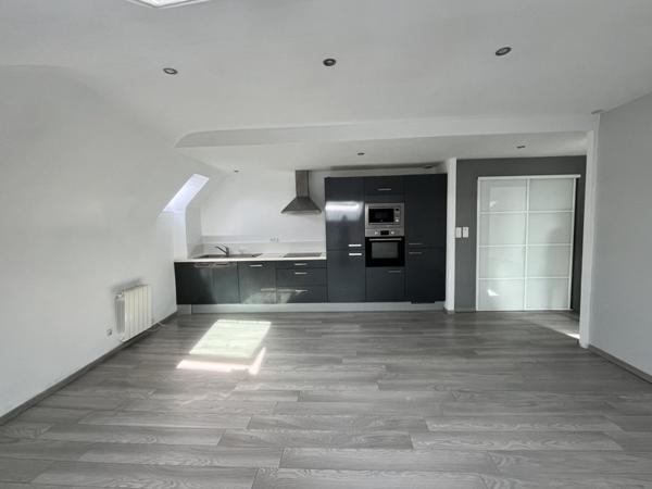 Appartement à louer 580 € CC Landivisiau 2 p 43 m² DPE D