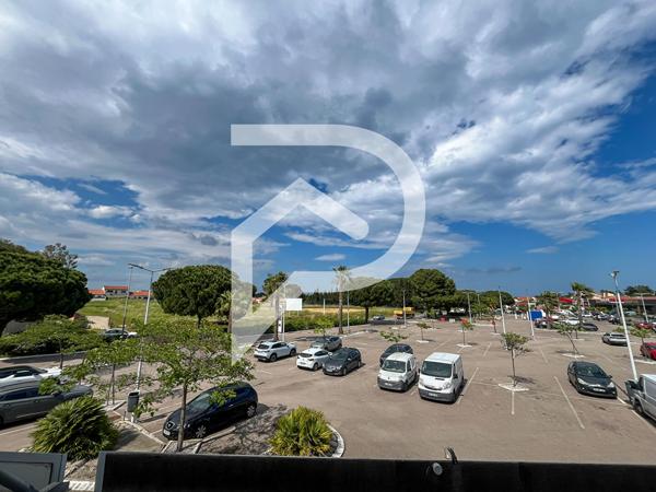 À LOUER - Espaces modulables pour professionnels du bien-être et de l'esthétisme ? Zone commerciale