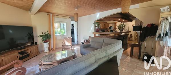 Maison à vendre 13 pièces 374 m² Saint-Pierre