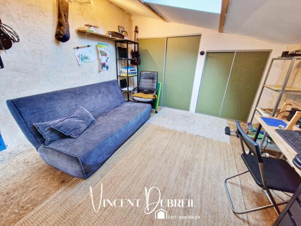 MAISON FAMILIALE - 4 CHAMBRES - CENTRE BOURG