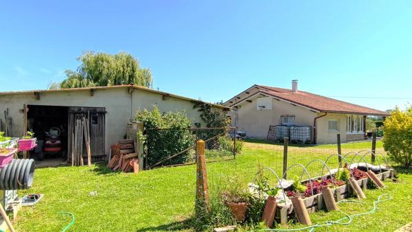 🏡 MAISON FAMILIALE AVEC PISCINE, BODEGA ET ART DE VIVRE À RENUNG (40)